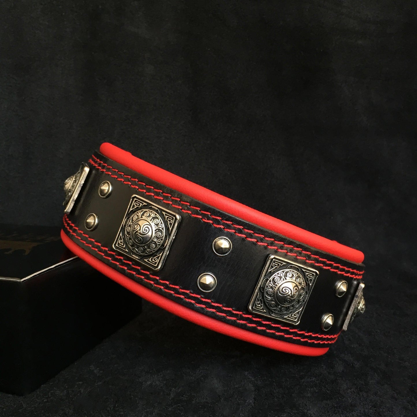 Eros premium black and red leather dog collar for giant breed dogs handcrafted in Europe