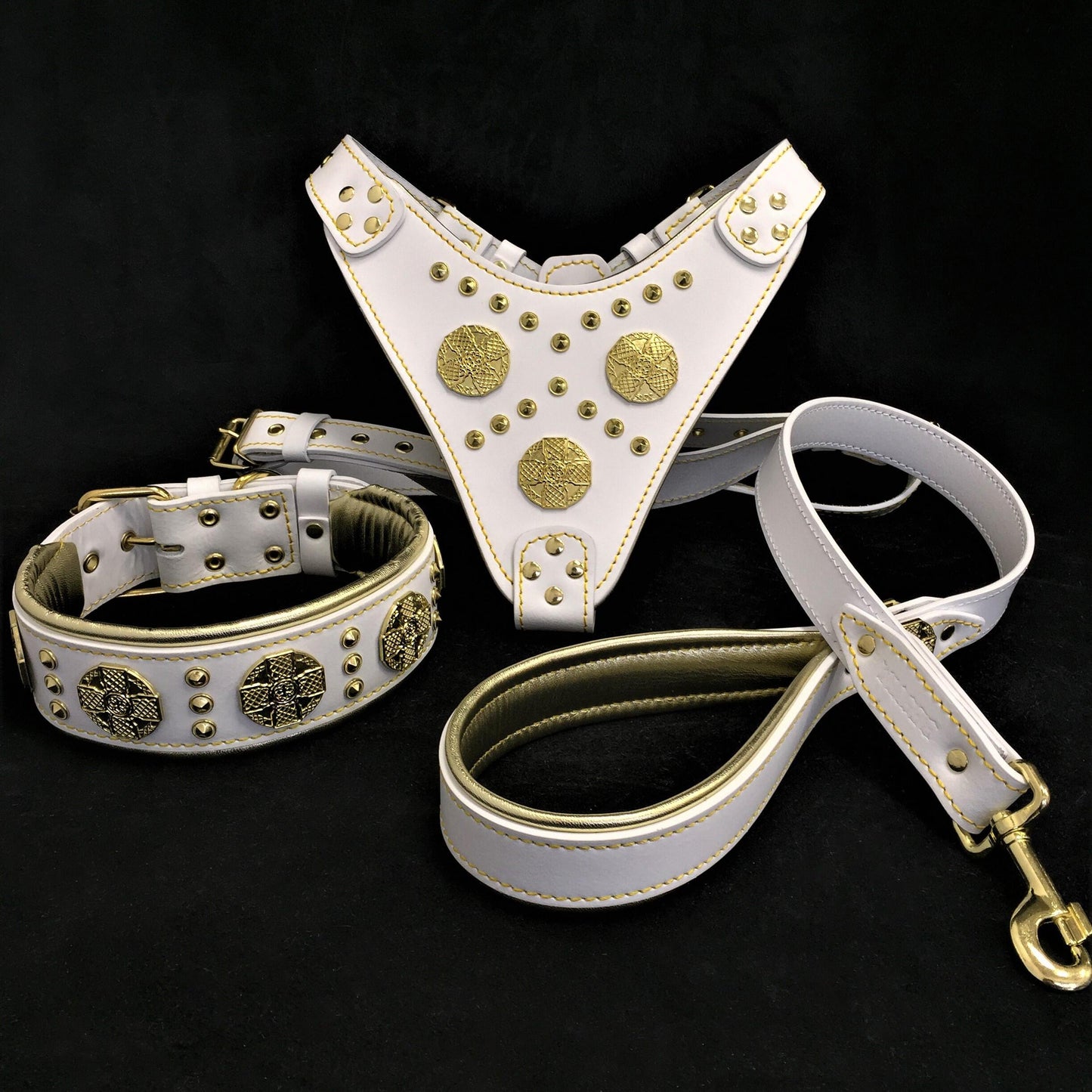 Maximus Big Dog Set White leather collar harness leash for giant breed dogs